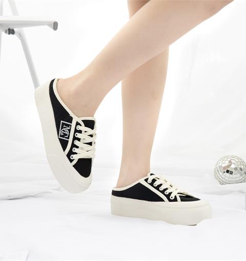 Giày thể thao nữ MWC - 0609 Giày Sục Thể Thao Nữ Đế Cao Phối Viền Màu In Họa Tiết Siêu Cute,Sneaker Êm Chân Đế Bằng Hot Trend