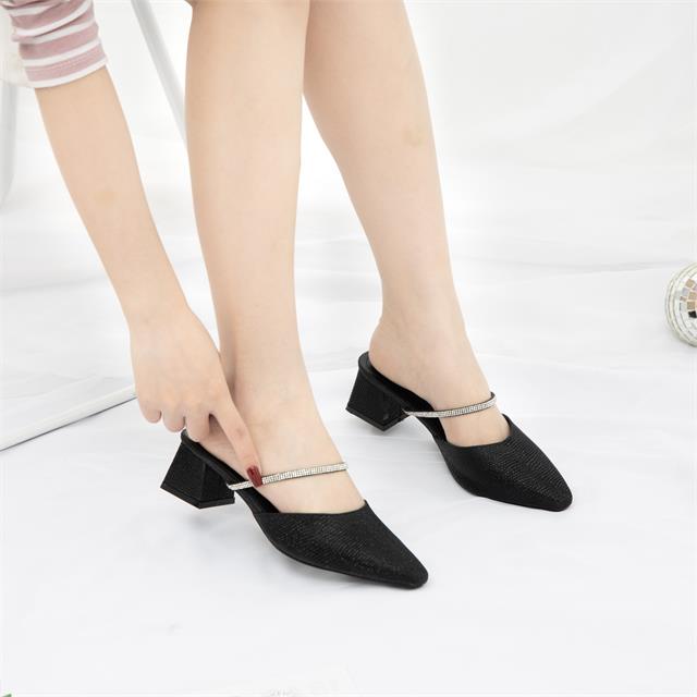 Giày sục cao gót MWC NUCG - 4257 Sục Cao Gót Phối Quai Ngang Mảnh Đính Đá Sang Chảnh,Gót Vuông Cách Điệu Thời Trang