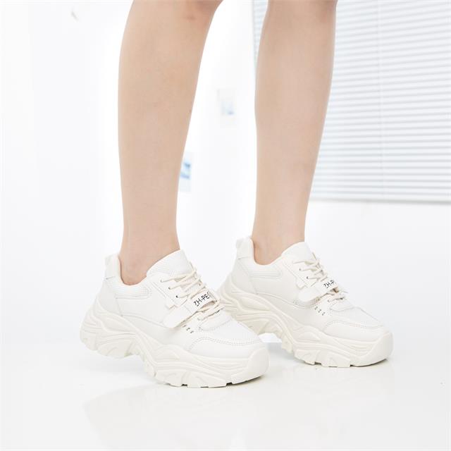 Giày thể thao nữ MWC - 0689 Giày Thể Thao Nữ Siêu Cute,Sneaker Da Siêu Êm Chân Đế Độn 4CM Hot Trend
