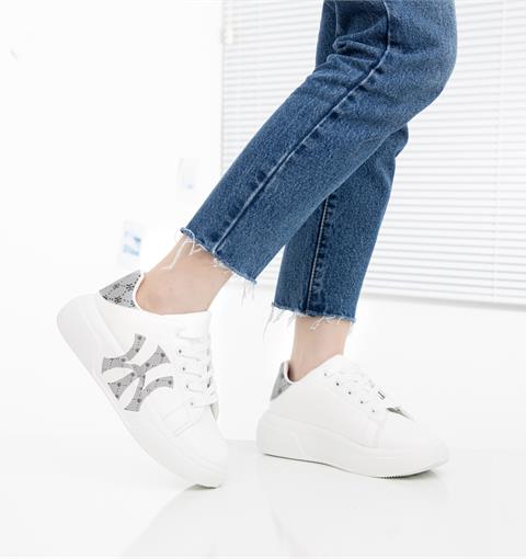 Giày thể thao nữ MWC - 0716 Giày Thể Thao Nữ In Chữ Thể Thao,Sneaker Da Siêu Êm Chân Đế Bằng 3CM Hot Trend
