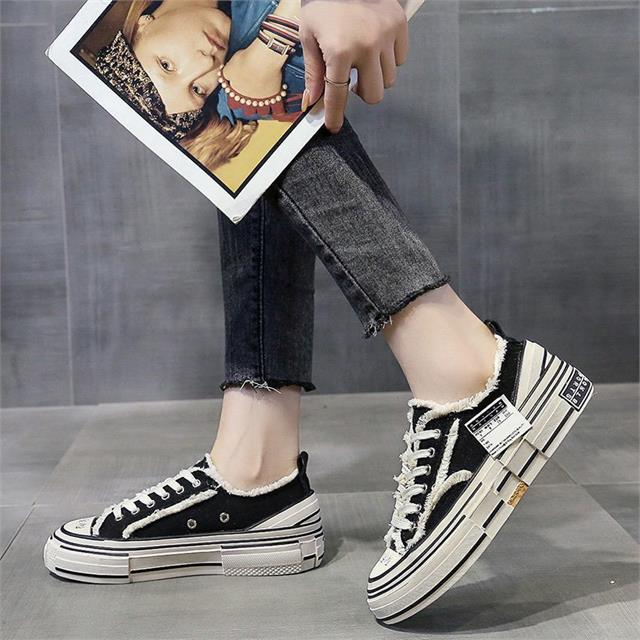 Giày thể thao nữ MWC - 0456 Giày Thể Thao Nữ Siêu Cute,Sneaker Vải Siêu Êm Chân Đế Bằng 2CM Hot Trend