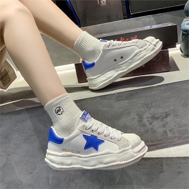 Giày thể thao nữ MWC - 0699 Giày Thể Thao Nữ Đế Gồ Siêu Năng Động,Sneaker Êm Chân Đế Bằng 3CM Hot Trend