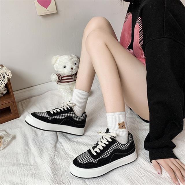 Giày thể thao nữ MWC - 0626 Giày Thể Thao Nữ Đế Bằng Phối Vải Sọc Caro,Sneaker Siêu Êm Chân Hot Trend