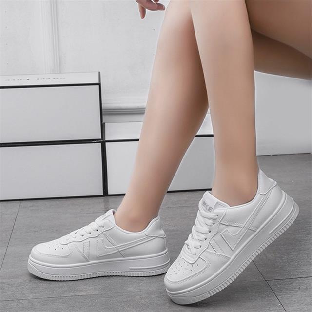 Giày thể thao nữ MWC - 0599 Giày Thể Thao Nữ Phối Sọc Màu Thể Thao,Sneaker Da Siêu Êm Chân Đế Bằng 3CM Hot Trend