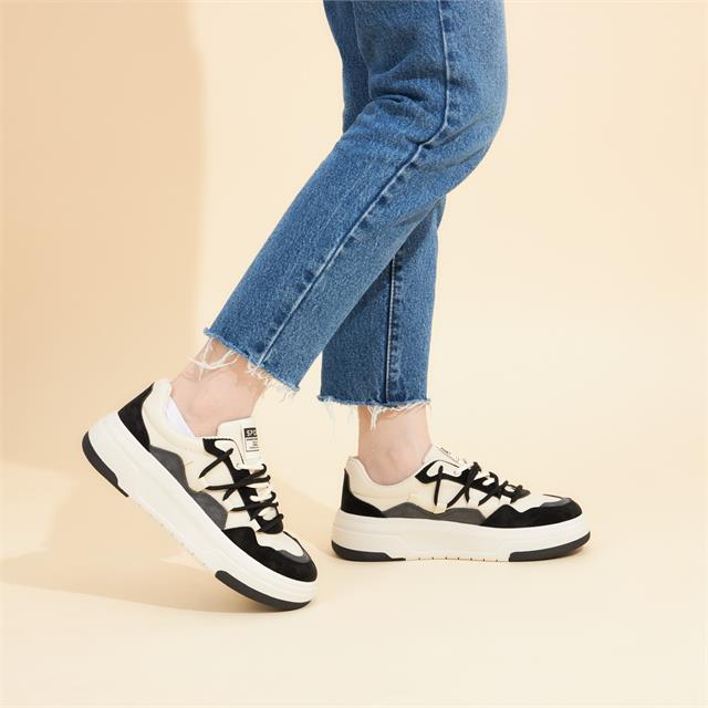 Giày thể thao nữ  MWC NUTT- 0742 Giày Thể Thao Nữ Phối Màu Thời Trang,Sneaker Da Lộn Siêu Êm Chân Đế Độn 4CM Hot