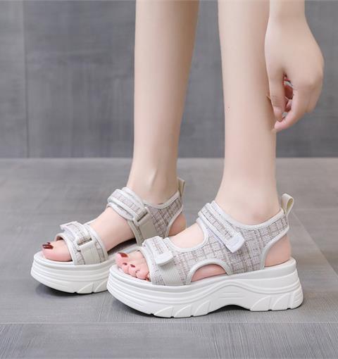 Giày sandal nữ MWC NUSD- 2407 Sandal Đế Bánh Mì Siêu Cute Với Quai Ngang Lót Dán Thời Trang