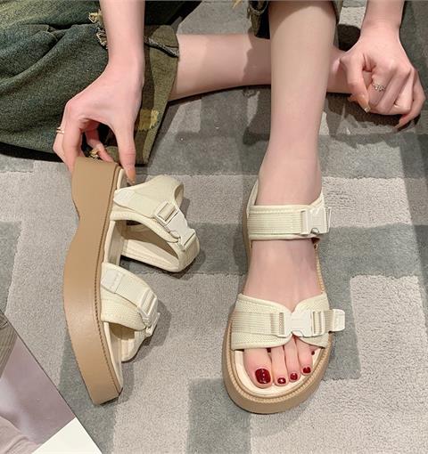 Giày sandal nữ MWC NUSD- 2410 Sandal Đế Bằng Siêu Cute,Hack Dáng Phối Lưới Với Quai Ngang Thời Trang