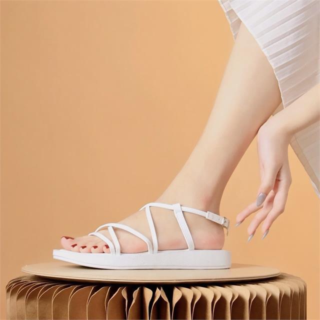 Giày sandal nữ MWC NUSD- 2993 Sandal Quai Tròn Ngang Chéo Cách Điệu Đế Bằng Thời Trang