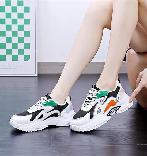 Giày thể thao nữ MWC NUTT- 0747  Giày Thể Thao Nữ Phối Màu Thời Trang,Sneaker Da Siêu Êm Chân Đế Độn 4CM Hot Trend