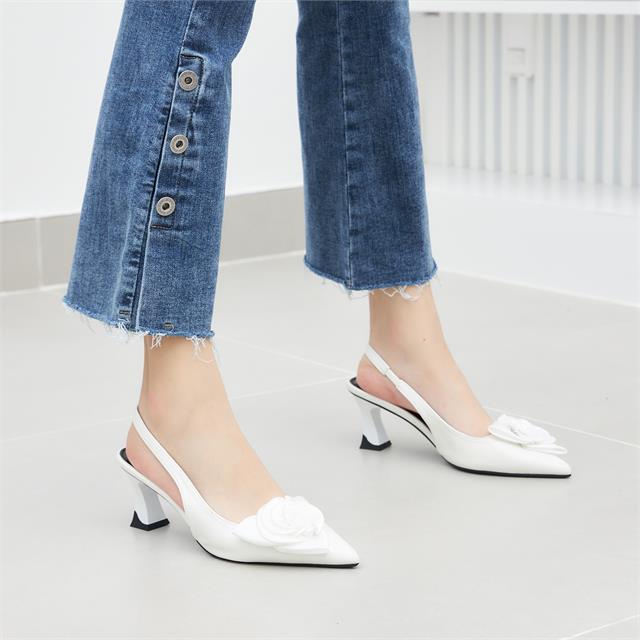 Giày Cao Gót MWC 4433 - Giày Cao Gót Bít Mũi Kiểu Dáng Slingback, Giày Đế Trụ Vuông Cao 7cm Thanh Lịch, Thời Trang.