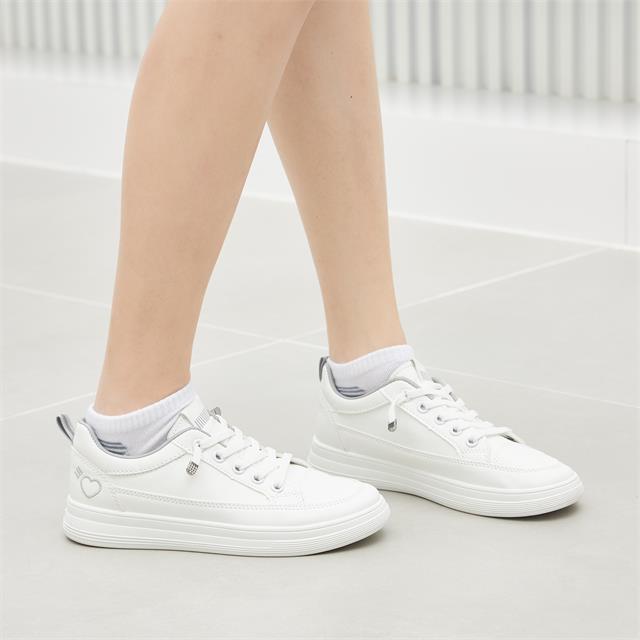 Giày thể thao nữ MWC NUTT- A124 Giày Thể Thao Nữ Phối Màu Thời Trang,Sneaker Da Siêu Êm Chân Đế Bằng Hot Trend