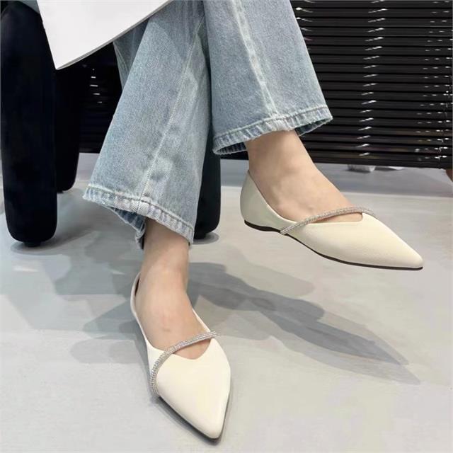 Giày Búp Bê MWC 2305 - Giày Búp Bê Mũi Nhọn, Giày Kiểu Dáng Slingback Phối Quai Chéo Đính Đá Sang Chảnh, Thời Trang.