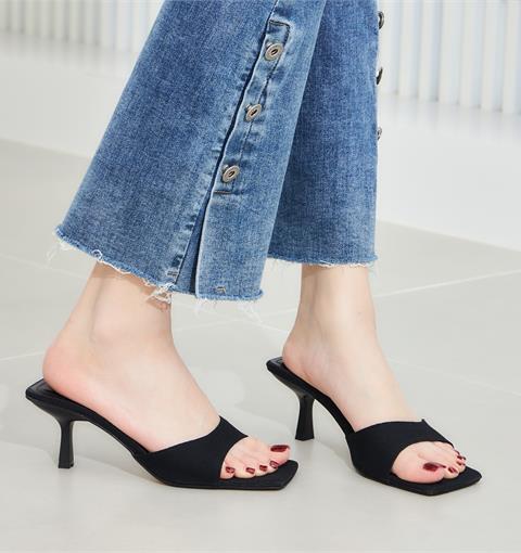 Dép Cao Gót MWC 4472 - Dép Cao Gót Nữ Quai Ngang Đơn Giản, Dép Đế Trụ Nhỏ Cao 7cm Thanh Lịch, Thời Trang.