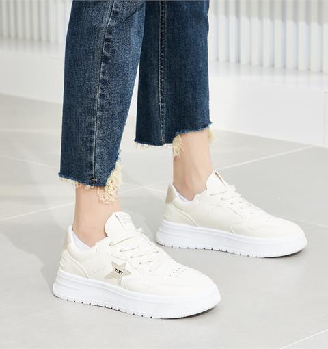 Giày thể thao nữ MWC NUTT- A111 Giày Thể Thao Nữ Phối Màu Thời Trang,Sneaker Da Siêu Êm Chân Đế Bằng Hot Trend