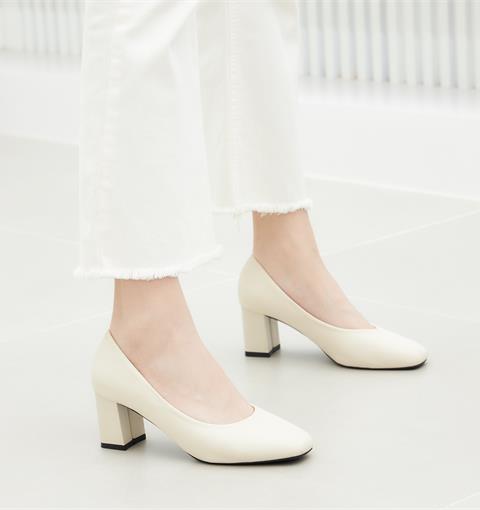 Giày Cao Gót MWC 4491 - Giày Cao Gót Đế Vuông Cao 7cm Bít Mũi, Bít Gót Đơn Giản, Thanh lịch, Thời Trang.