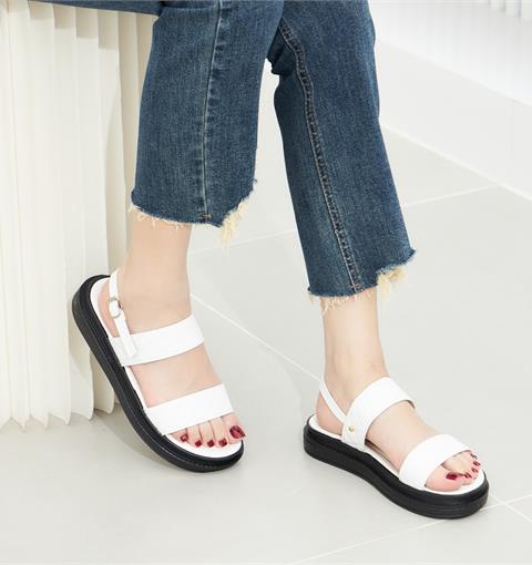 Giày sandal nữ MWC - 2967 Sandal  2 Quai Ngang Đế Bằng Dập Chỉ Nổi Cách Điệu  Phối Khóa Lót Dán Thời Trang