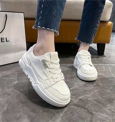 Giày thể thao nữ MWC NUTT- A147 Giày Thể Thao Nữ Phối Màu Siêu Cute,Sneaker Da Êm Chân Đế Bằng Hot Trend