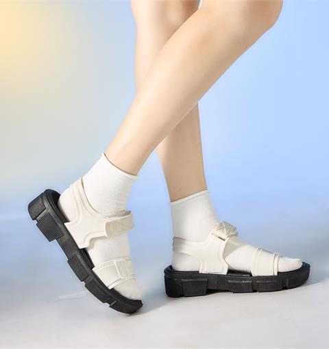 Giày sandal nữ MWC NUSD- 2409 Sandal Đế Bằng Siêu Cute,Hack Dáng Quai Ngang Thời Trang