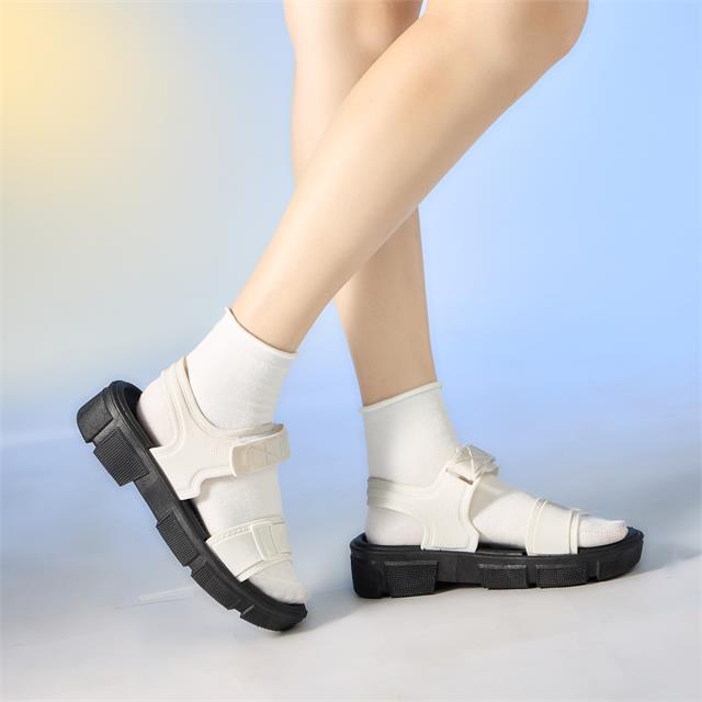 Giày sandal nữ MWC NUSD- 2409 Sandal Đế Bằng Siêu Cute,Hack Dáng Quai Ngang Thời Trang