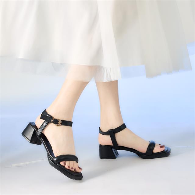 Giày Cao Gót MWC 4404 - Sandal Cao Gót Quai Ngang Đơn Giản, Gót Vuông Cao 5cm Thanh Lịch, Thời Trang.