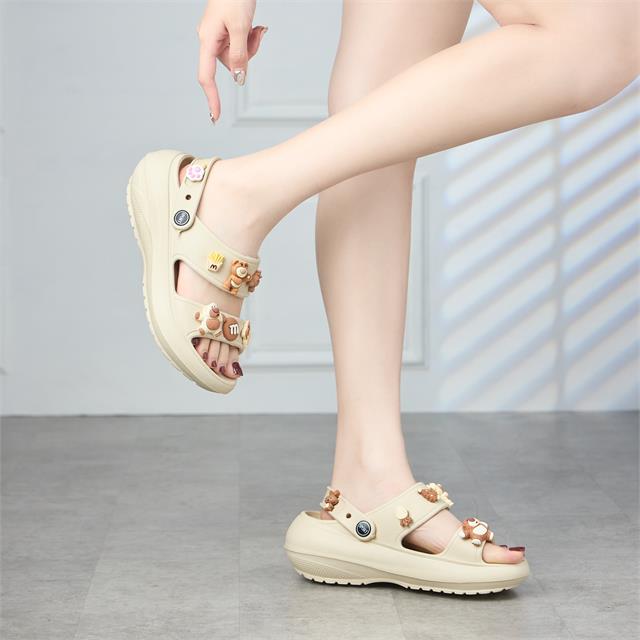 Dép Nữ MWC 8431 - Dép Sandal Cross Đế Cao 6cm Gắn Sticker Siêu Xinh, Trẻ Trung, Thời Trang.