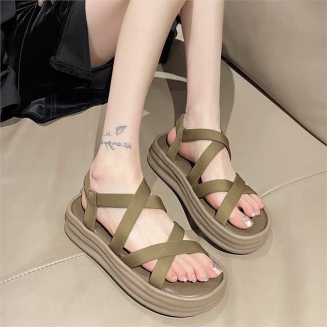 Giày sandal nữ MWC 2476 - Sandal Nữ Quai Mảnh Chéo Cách Điệu, Đế Bằng Cao 3cm Năng Động, Trẻ Trung.