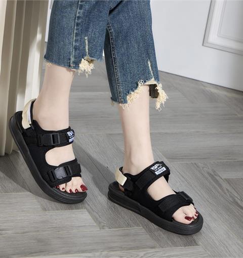 Giày Sandal Nữ MWC - 2825 Sandal Đế Bằng Cao 3cm Siêu Hack Dáng Phối Lưới Với Quai Ngang Lót Dán Thời Trang 