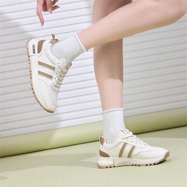 Giày Thể Thao Nữ MWC A169 - Giày Thể Thao Nữ Đế Cao 3cm, Dáng Sneaker Trẻ Trung, Năng Động, Thời Trang.