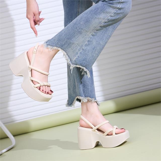 Giày Cao Gót MWC G076 - Sandal Nữ  Quai Ngang Thời Trang, Sandal Đế Đúc Cao 9cm Trẻ Trung, Thanh Lịch.