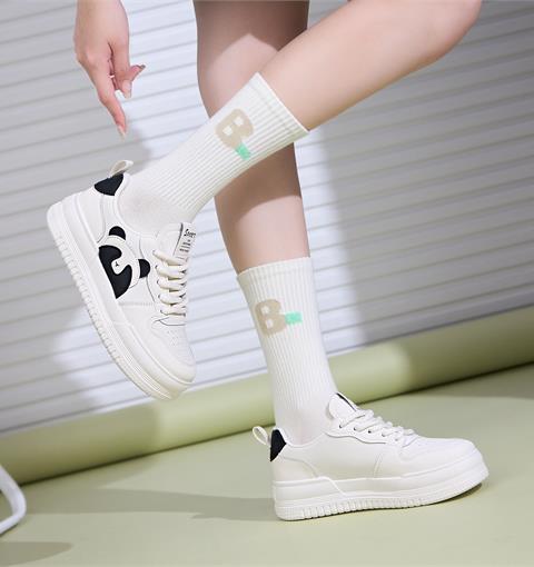 Giày Thể Thao Nữ MWC A173 - Giày Thể Thao Nữ Dáng Sneaker, Giày Thể Thao Đế Cao 3cm Năng Động, Trẻ Trung, Thời Trang.