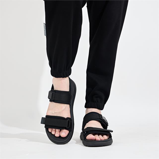 Giày Sandal Nam MWC 7077 - Sandal Nam 2 Quai Ngang Phối Khuy Cài Thanh Lịch, Sandal Nam Kiểu Dáng Streetwear Năng Động, Trẻ Trung.