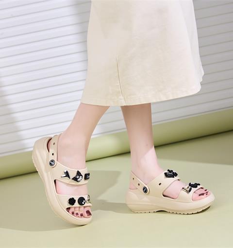 Dép Nữ MWC 8468 - Dép sandal Nữ Quai Ngang Gắn Sticker Siêu Cute, Dép Sục Cross Chống Trơn Trượt Trẻ Trung, Năng Động.