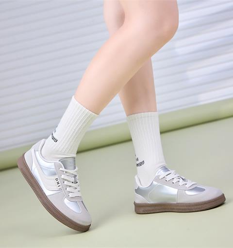 Giày Thể Thao Nữ MWC A186 - Giày Thể Thao Nữ Dáng Sneaker, Giày Thể Thao Nữ Siêu Bền Đẹp, Trẻ Trung, Năng Động, Thời Trang.