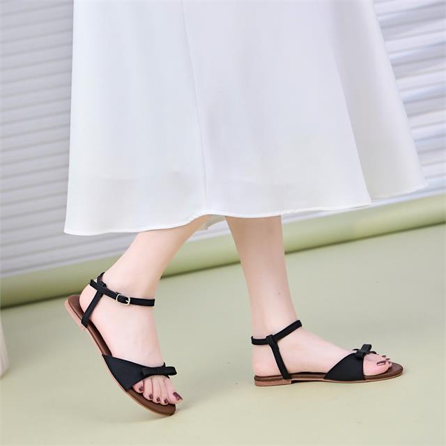 Giày Sandal Nữ MWC E108 - Sandal Quai Ngang Đính Nơ Siêu Xinh, Sandal Đế Bệt Trẻ Trung, Năng Động, Thời Trang.