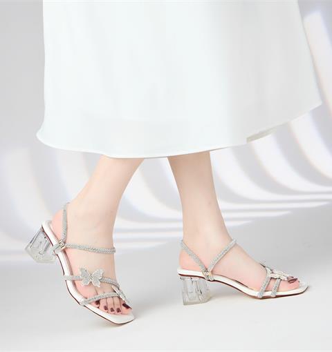 Giày Sandal Cao Gót MWC 4445 - Sandal Cao Gót Quai Mãnh Đính Đá Gắn Nơ Bướm Bằng Đá Lung Linh, Đế Vuông Trong Suốt Cao 6cm Thanh Lịch, Thời Trang.