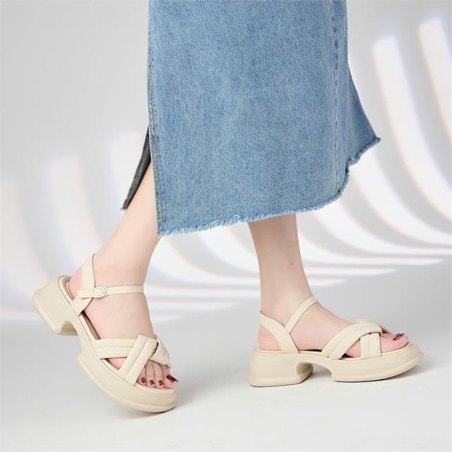 Giày Sandal Nữ MWC E118 - Sandal Nữ Đi Học, Đi Chơi Siêu Bền Đẹp, Sandal Nữ Đế Đúc Nguyên Khối Thanh Lịch, Thời Trang.