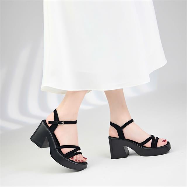 Giày Cao Gót Nữ MWC G082 - Sandal Nữ Quai Da Mềm Siêu Bền Đẹp, Sandal Đế Đúc Nguyên Khối Cao 8cm Trẻ Trung, Thanh Lịch, Thời Trang.