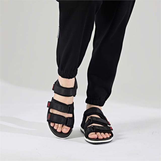 Giày Sandal Nam MWC 7047 - Sandal Nam 3 Quai Ngang Phối Lót Dán Thời Trang, Kiểu Dáng Streetwear Cá Tính Trẻ Trung, Năng Động.