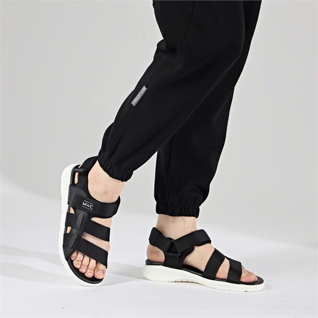 Giày Sandal Nam MWC 7075 - Sandal Nam 3 Quai Ngang Phối Lót Dán Thời Trang, Sandal Nam Kiểu Dáng Streetwear Siêu Bền Đẹp, Trẻ Trung.