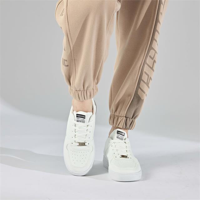 Giày Thể Thao Nam MWC 5733- Giày Thể Thao Nam Dáng Sneaker Cổ Thấp, Giày Thể Thao Nam Đi Học, Đi Chơi, Dã Ngoại Năng Động, Trẻ Trung, Thời Trang.