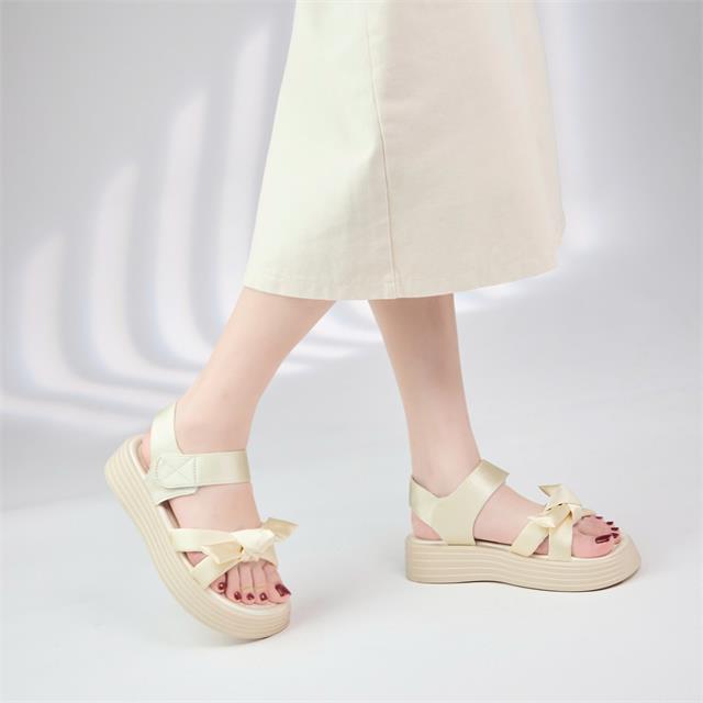 Giày Sandal Nữ MWC E130 - Sandal Nữ Phối Nơ Xinh Xắn Đi Học, Đi Chơi Siêu Bền Đẹp, Sandal Nữ Đế Đúc Nguyên Khối Thanh Lịch, Thời Trang.