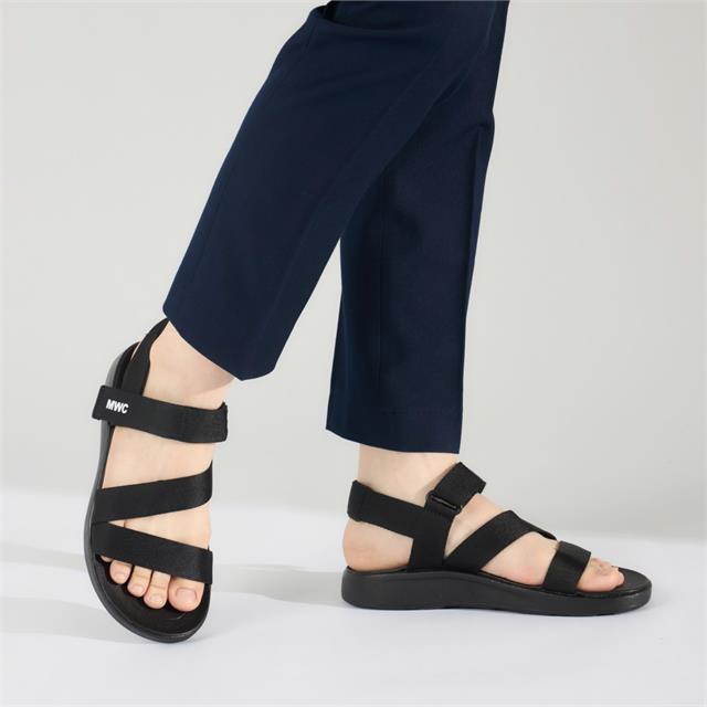 Giày Sandal Nam MWC 7052 - Sandal Nam Quai Ngang Chéo Phối Lót Dán Thời Trang, Sandal Nam Đi Học, Đi Làm, Đi Chơi Thanh Lịch, Trẻ Trung.