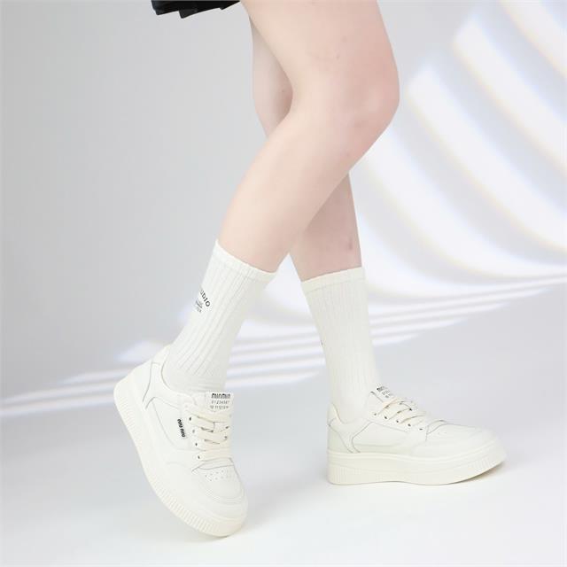 Giày Thể Thao Nữ MWC A218 - Giày Thể Thao Nữ Dáng Sneaker Đi Học, Đi Chơi, Giày Thể Thao Nữ Hình Gấu Siêu Bền Đẹp, Thời Trang.