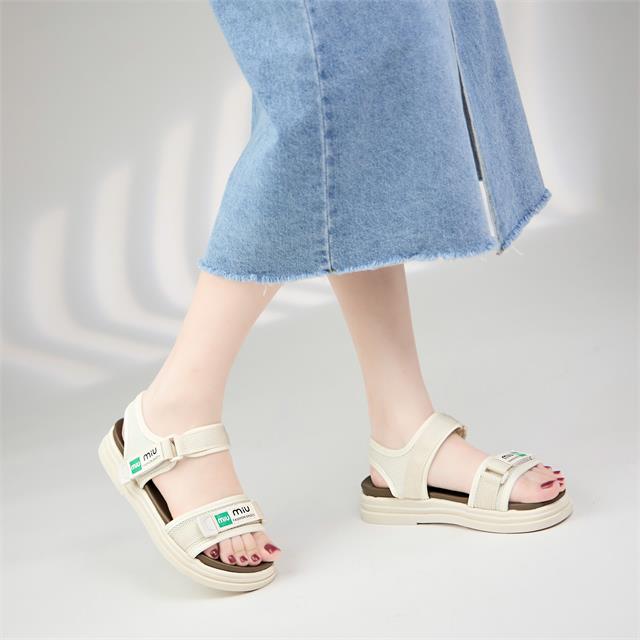 Giày Sandal Nữ MWC E151 - Giày Sandal Nữ 2 Quai Ngang Dán Lót Cài Siêu Bền Đẹp, Sandal Nữ Đế Bánh Mì Hack Dáng Hotrend Thời Trang.