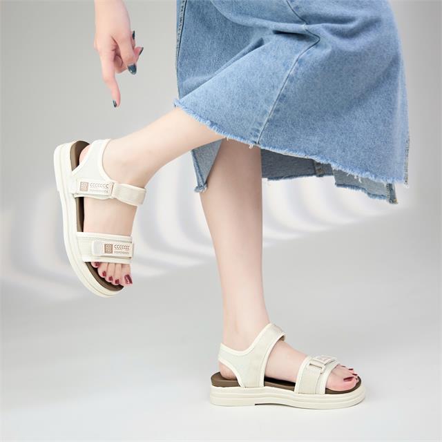Giày Sandal Nữ MWC E150 - Giày Sandal Nữ 2 Quai Ngang Dán Lót Cài Siêu Bền Đẹp, Sandal Nữ Đế Bánh Mì Hack Dáng Hotrend Thời Trang.