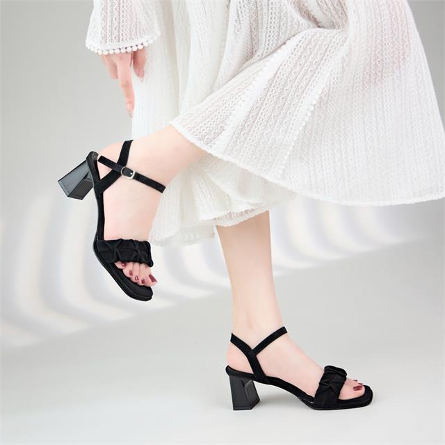 Giày Sandal Cao Gót MWC G068 - Giày Sandal Cao Gót Quai Nhún Cách Điệu, Sandal Đế Vuông Cao 7cm, Kiểu Dáng Mũi Vuông Thanh Lịch, Thời Trang.