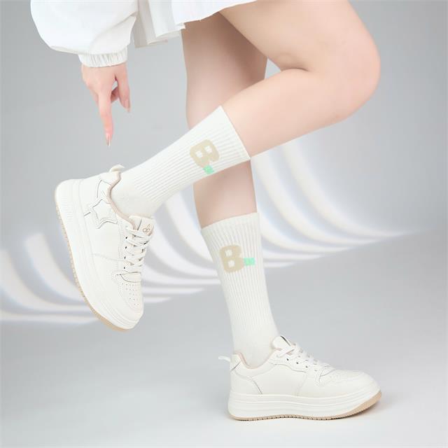Giày Thể Thao Nữ MWC A233 - Giày Thể Thao Nữ Dáng Sneaker Đi Học, Đi Chơi, Giày Thể Thao Nữ Họa Tiết Hình Thoi Siêu Bền Đẹp, Thời Trang.