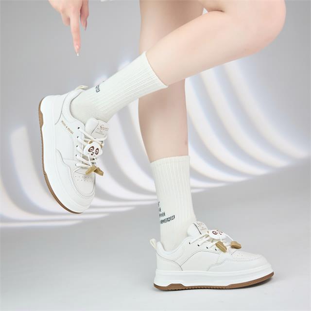 Giày Thể Thao Nữ MWC A239 - Giày Thể Thao Nữ Hình Mặt Gấu Siêu Cute Thời Trang, Thể Thao Nữ Dáng Sneaker Đi Học, Đi Chơi, Chạy Bộ Siêu Bền Đẹp.