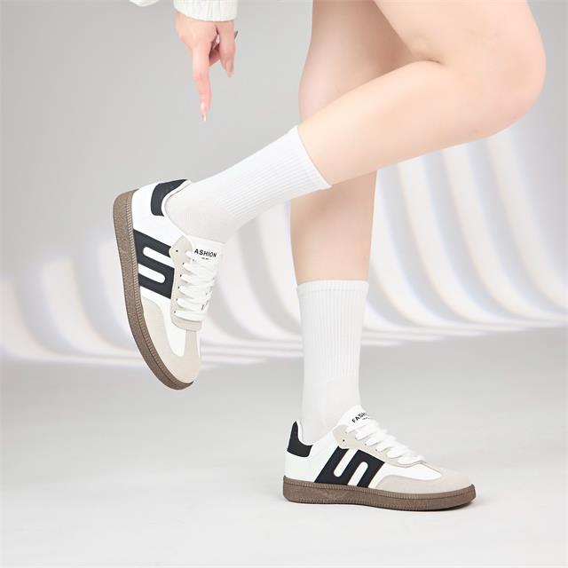 Giày Thể Thao Nữ MWC A242 - Giày Thể Thao Nữ Đế Cao 3cm, Giày Thể Thao Nữ Kiểu Dáng Sneaker Trẻ Trung, Năng Động, Thời Trang.