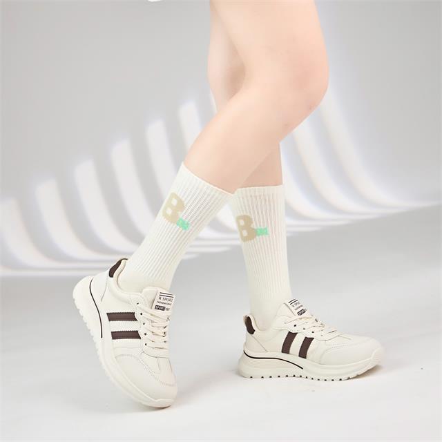 Giày Thể Thao Nữ MWC A250 - Giày Thể Thao Nữ Đế Cao 4cm, Giày Thể Thao Nữ Kiểu Dáng Sneaker Trẻ Trung, Năng Động, Thời Trang.